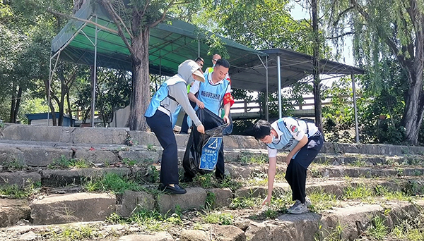 1658111327924322.jpg 安檢站旅檢一隊(duì)開展“學(xué)歷史 促凝聚”團(tuán)建活動1.jpg